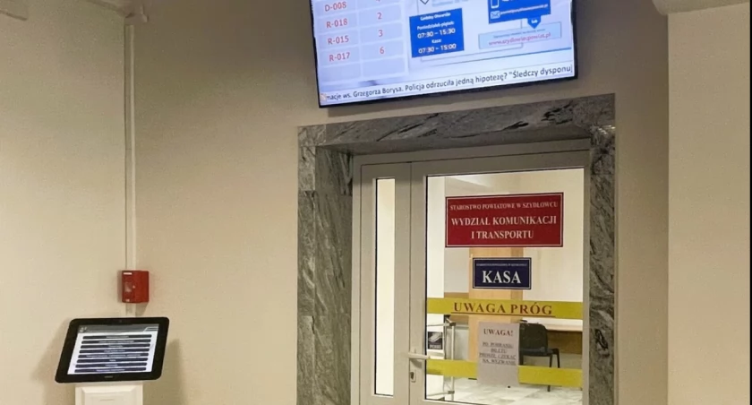 Tak teraz są obsługiwani klienci Wtdziału Komunikacji w szydłowieckim starostwie