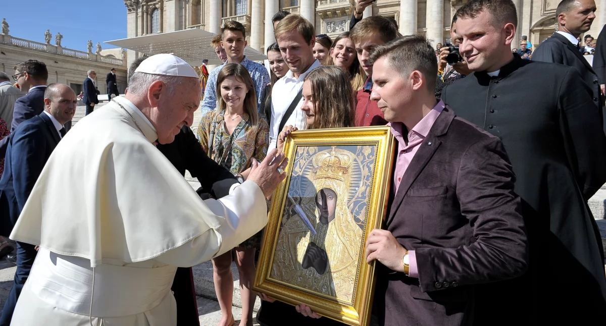 Kościół , Pięć łaski Jastrzębiu Błogosławieństwo obrazu Matki Bożej Bolesnej przez Papieża Franciszka - zdjęcie, fotografia