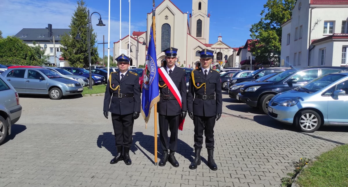 Straż Pożarna, Pielgrzymka strażaków Szydłowca Sanktuarium Matki Bożej Ostrobramskiej Skarżysku Kamiennej - zdjęcie, fotografia
