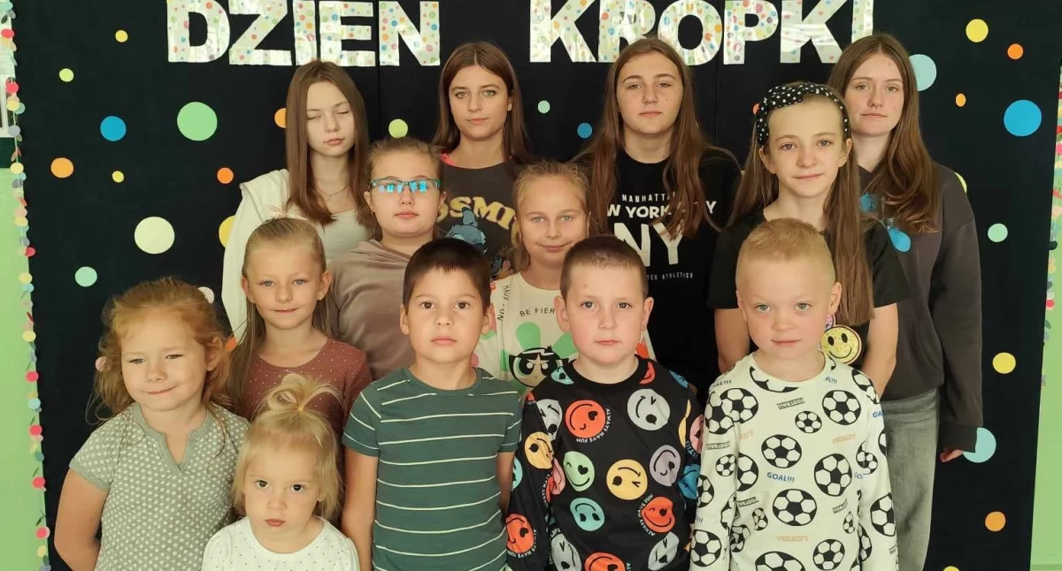 Edukacja , Dzień Kropki Szkole Podstawowej Pawłowie - zdjęcie, fotografia