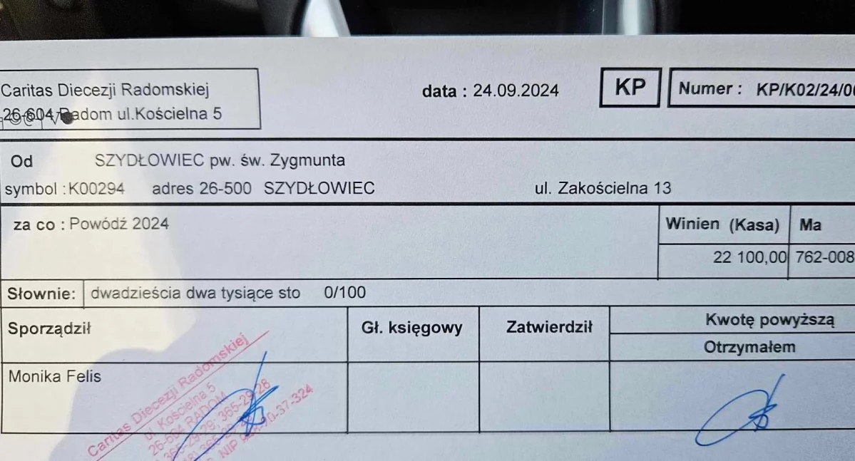 Pomagamy , Parafia Szydłowcu pokazuje solidarność Zbiórka rzecz poszkodowanych powodzi - zdjęcie, fotografia