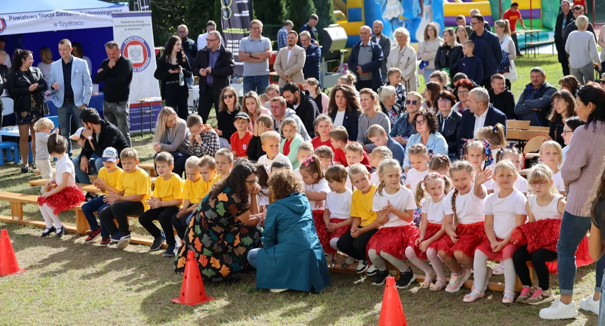 Imprezy plenerowe , Festyn Rodzinny Gąsawach Rządowych - zdjęcie, fotografia