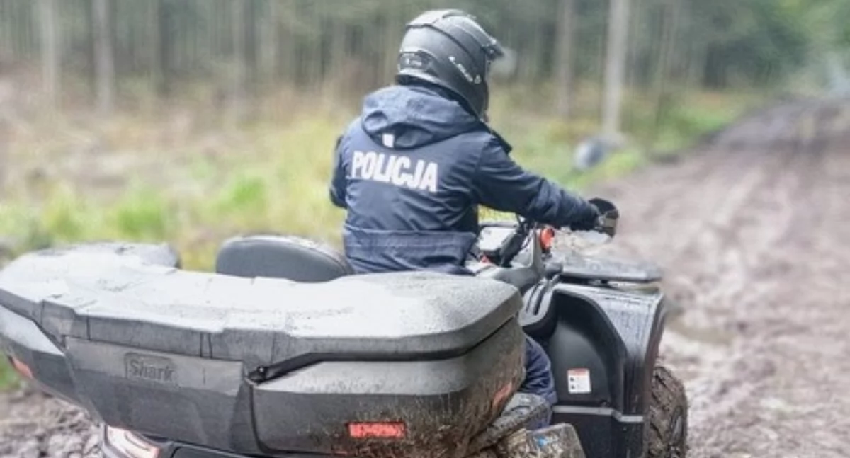 Kronika policyjna , Szczęśliwy finał poszukiwań zaginionych grzybiarzy okolicach Szydłowca - zdjęcie, fotografia
