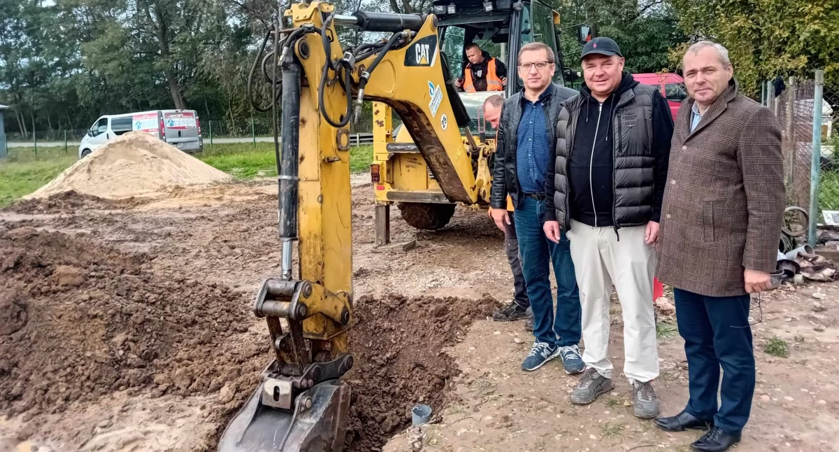 Inwestycje, Budowa nowoczesnej sieci wodociągowej Lipienieckiej Małej - zdjęcie, fotografia
