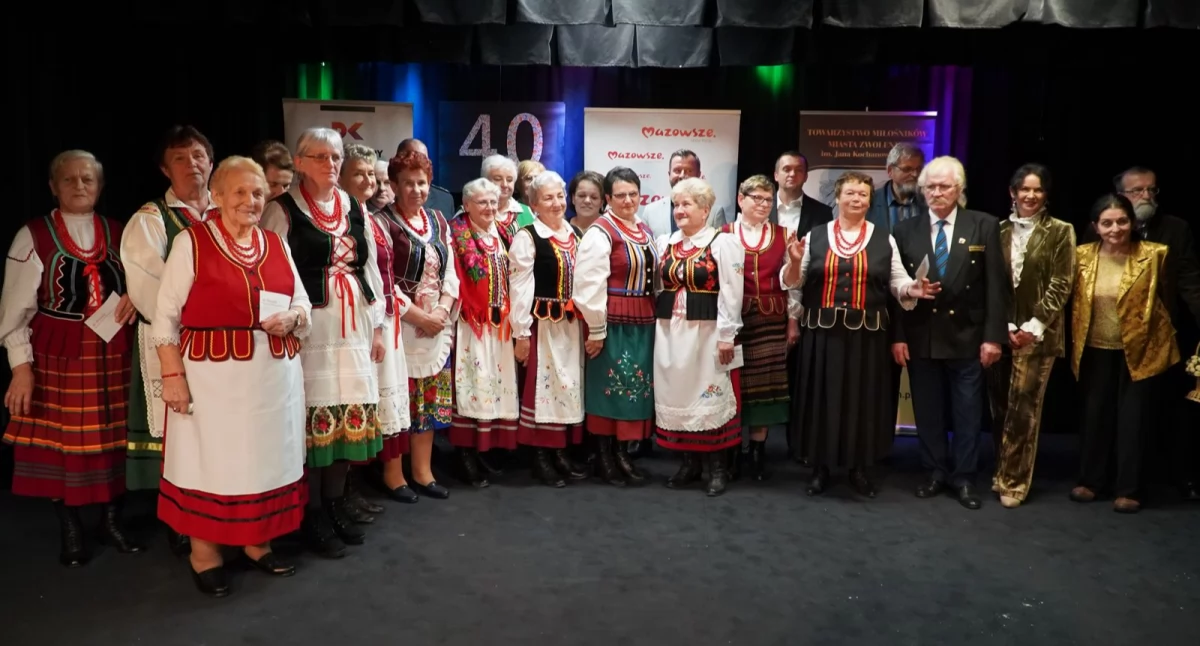 Wydarzenia , Chlewiska Biesiadzie Gawędziarzy Poetów Śpiewaków Ludowych Zwoleniu - zdjęcie, fotografia