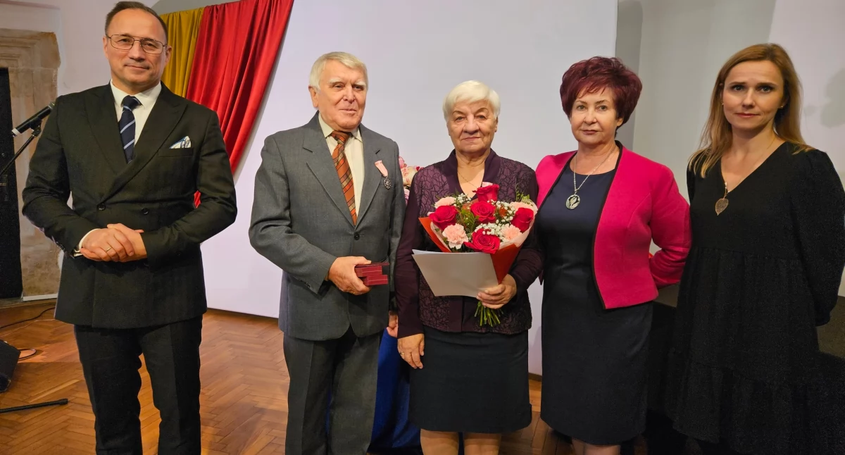 Jubileusze, Złote Gminie Szydłowiec pięćdziesiąt miłości wspólnego życia - zdjęcie, fotografia