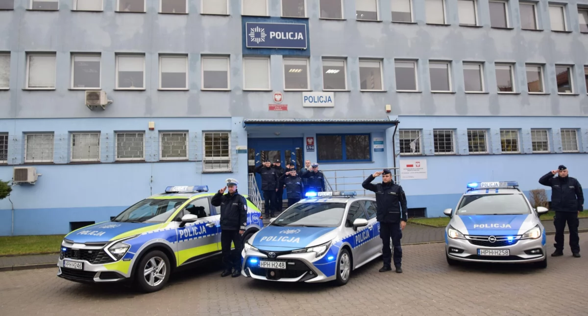 Wydarzenia , Szydłowieccy policjanci oddali hołd tragicznie zmarłemu funkcjonariuszowi - zdjęcie, fotografia
