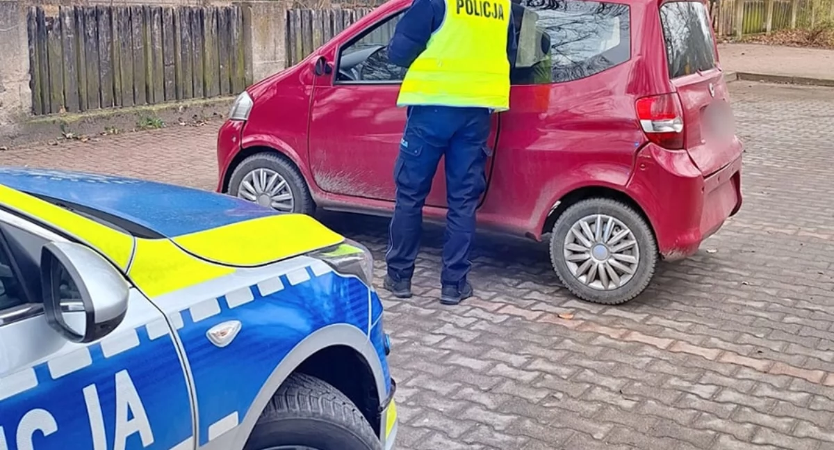 Kronika policyjna , latek uprawnień zatrzymany przez szydłowiecką policję - zdjęcie, fotografia