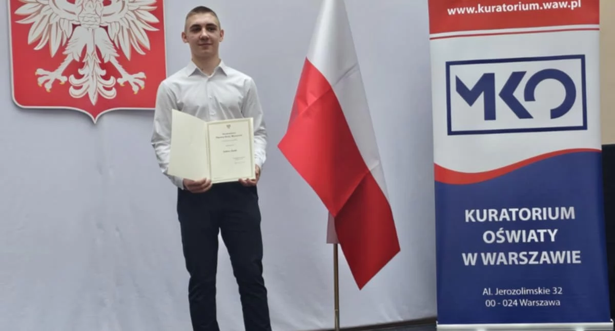 Edukacja , Łukasz Zgoda szydłowieckiego Liceum Ogólnokształcącego stypendystą premiera|! - zdjęcie, fotografia