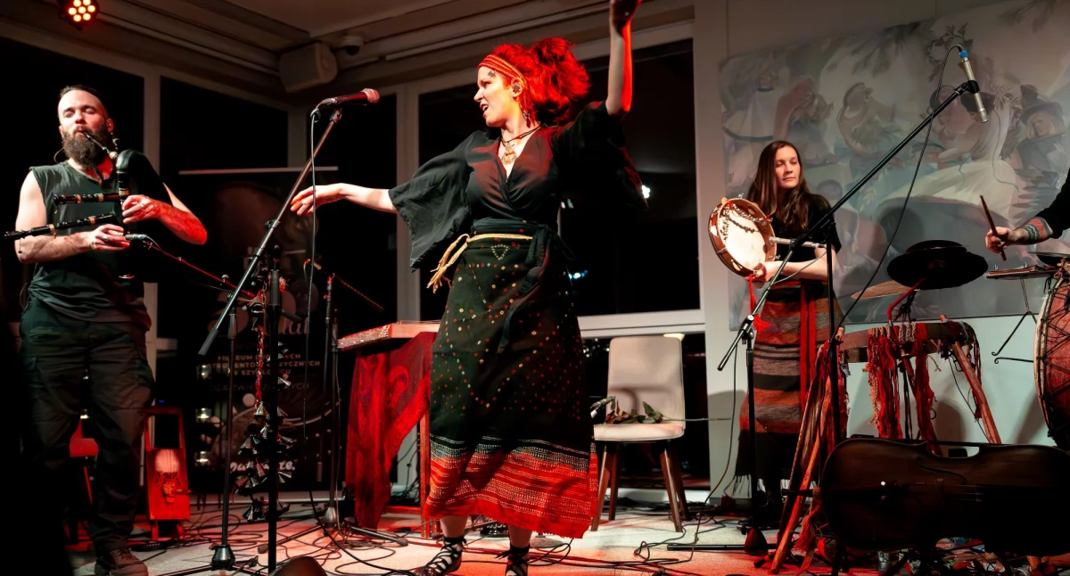 Muzyka , Koncert zespołu Ognia Szydłowcu - zdjęcie, fotografia