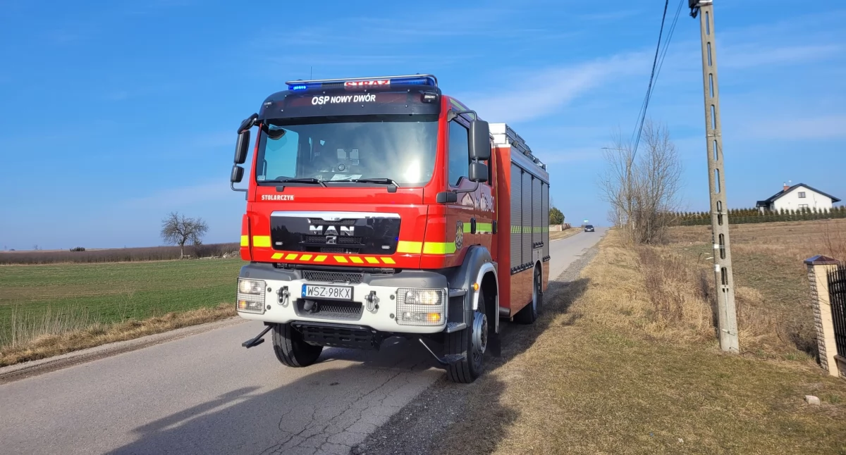 Pożary , Pożar budynku gospodarczego Mirowie Starym - zdjęcie, fotografia