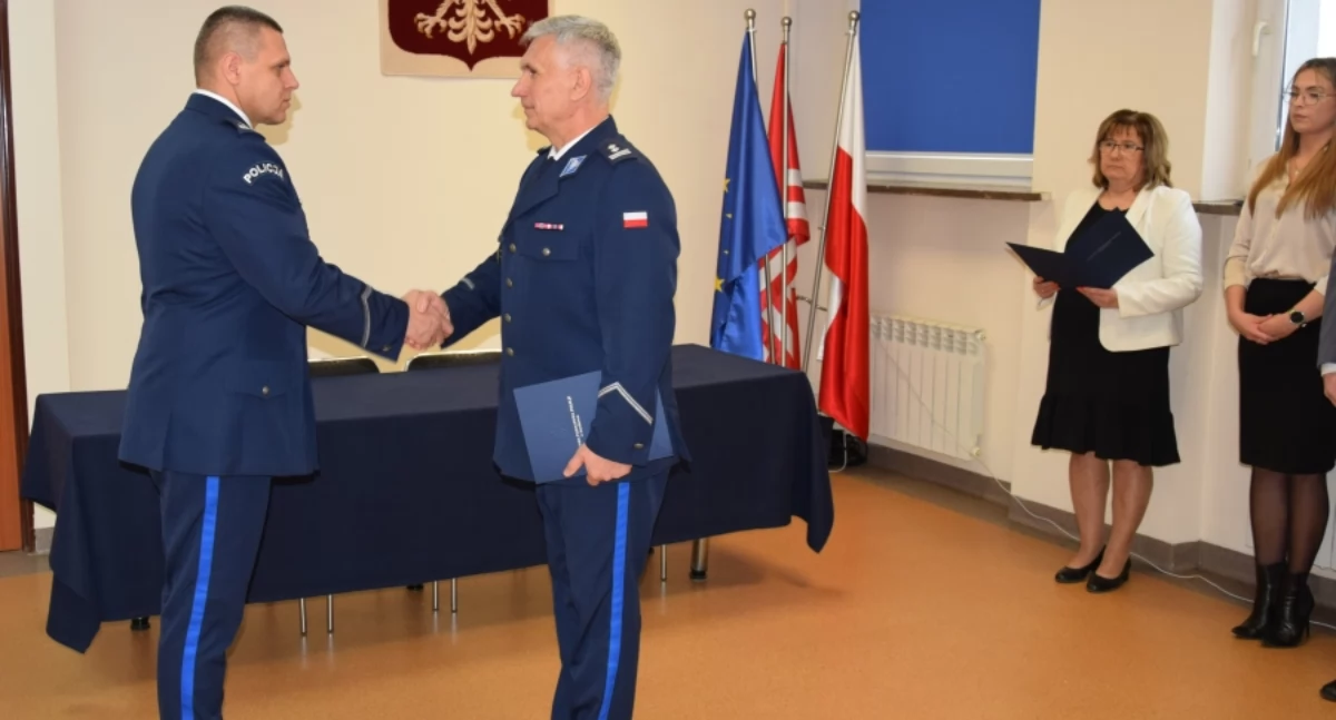 Wydarzenia , Uroczyste wprowadzenie nowego Zastępcy Komendanta Powiatowego Policji Szydłowcu - zdjęcie, fotografia