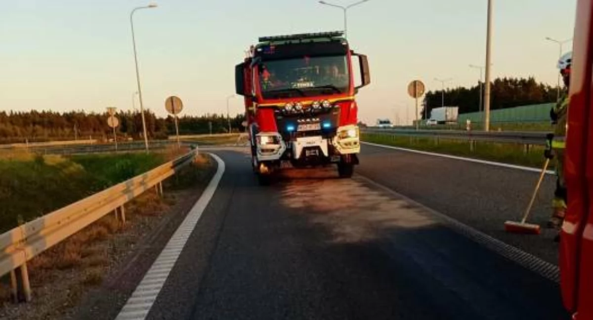 Straż Pożarna, Orońsko Kilometrowa tłusta plama - zdjęcie, fotografia