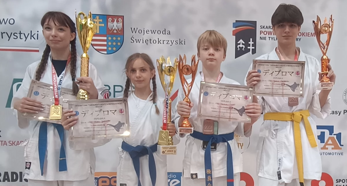Sporty walki , Cztery medale Szydłowiec Mesko 2025! - zdjęcie, fotografia