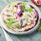 salatka-z-burakow-i-sledzia