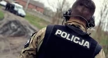 Porwanie kobiety na terenie powiatu szydłowieckiego? Alarm dla policjantów z regionu