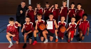 Koszykarze z PSP nr 2 w Szydłowcu Mistrzami Powiatu w Minikoszykówce