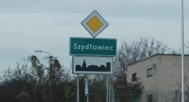 Mieszkańcy Szydłowca doczekają się usunięcia progu zwalniającego na ul. Hubala