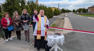 Nowy Dwór ma nową drogę! Symboliczne otwarcie i poświęcenie przebudowanej trasy
