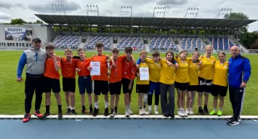 Świetny wynik chłopców z PSP nr 1 w Szydłowcu w finale czwórboju lekkoatletycznego!