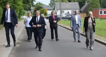 Nowe drogi i remonty chodników w Łaziskach zakończone