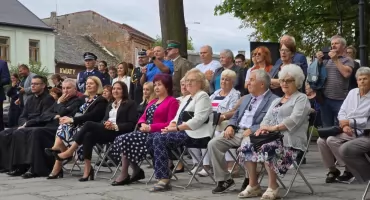 Patriotyczny pierwszy dzień obchodów 86. rocznicy bitwy pod Barakiem