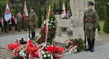 Patriotyzm i pamięć – uroczystości w Baraku zakończone koncertem Straży Granicznej
