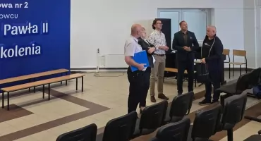 Nowa klimatyzacja w auli PSP nr 2 w Szydłowcu – inwestycja dla uczniów