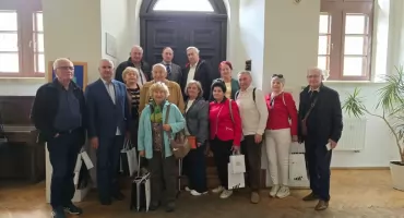 Zamek w Szydłowcu miejscem wyjątkowego spotkania senatorów V kadencji