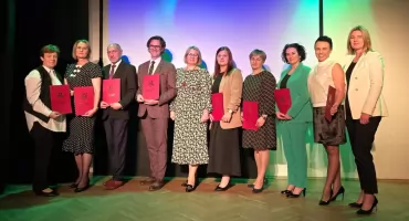 Hołd dla pedagogów – wyjątkowe święto edukacji w Szydłowcu