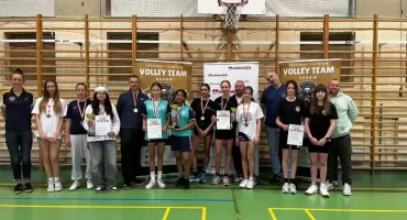 Dziewczęta z PSP nr 2 mistrzyniami Ziemi Radomskiej w badmintonie!