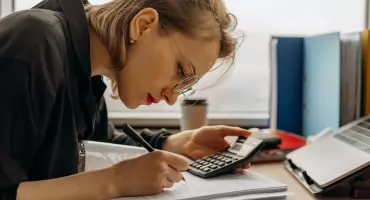 Jak profesjonalna księgowość może zwiększyć rentowność Twojej firmy