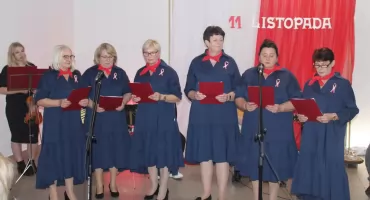 Klubu Seniorów Złote Lata otrzymał dofinansowanie na nowe stroje dla zespołu