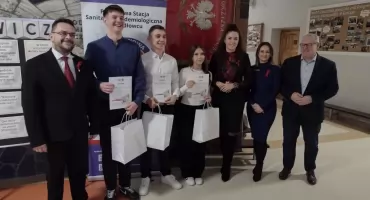 III Powiatowy Konkurs Wiedzy o HIV/AIDS – uroczyste wręczenie nagród w Szydłowcu