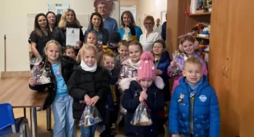 Uczniowie Szkoły Podstawowej w Wałsnowie odwiedzili Oddział Rehabilitacji Neurologicznej w Radomiu