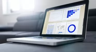 Oprogramowanie ERP dla firm - jak wybrać system, który porządkuje procesy i dane?