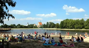 Sanepid zdecydował: Czy woda w szydłowieckim zalewie jest bezpieczna i zdatna do kąpieli?